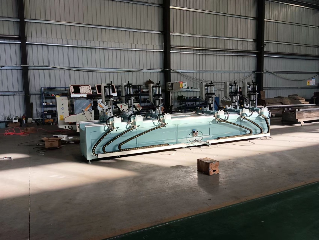 آلة حفر متعددة الخرز