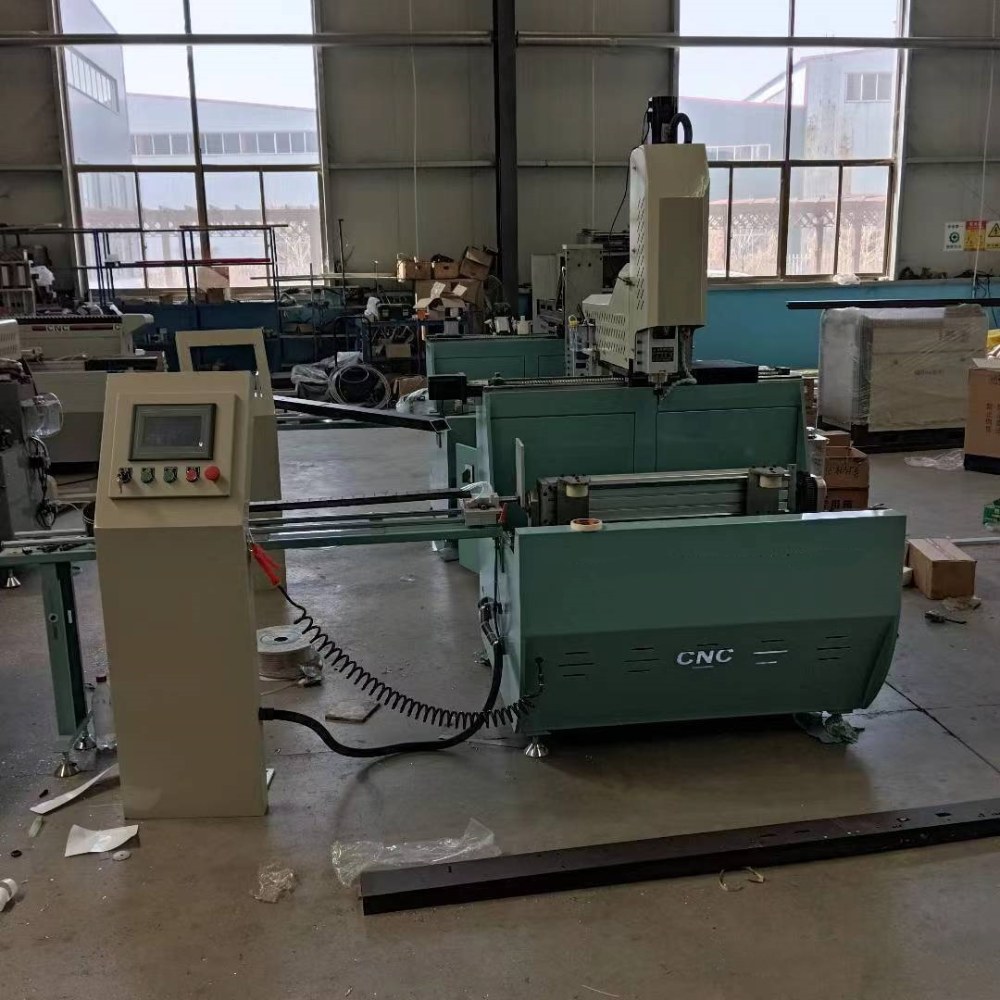 CNC 드릴링 및 밀링 머신